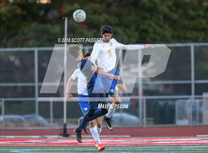 Thumbnail 2 in Vincent Memorial vs. West Shores (CIF SDS D5 Final) photogallery.