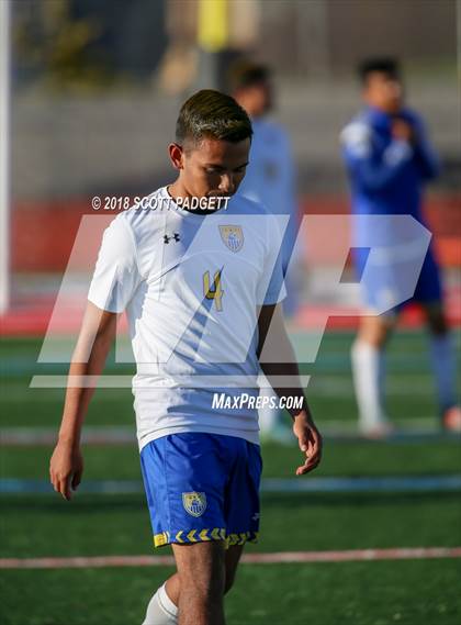 Thumbnail 2 in Vincent Memorial vs. West Shores (CIF SDS D5 Final) photogallery.