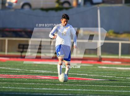 Thumbnail 3 in Vincent Memorial vs. West Shores (CIF SDS D5 Final) photogallery.
