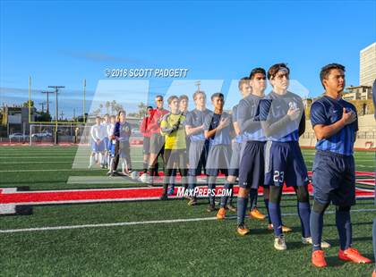 Thumbnail 3 in Vincent Memorial vs. West Shores (CIF SDS D5 Final) photogallery.