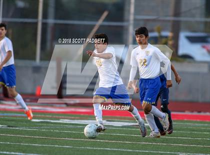 Thumbnail 2 in Vincent Memorial vs. West Shores (CIF SDS D5 Final) photogallery.
