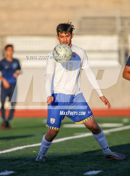 Thumbnail 2 in Vincent Memorial vs. West Shores (CIF SDS D5 Final) photogallery.