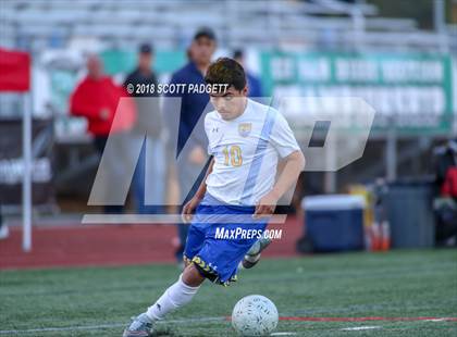 Thumbnail 3 in Vincent Memorial vs. West Shores (CIF SDS D5 Final) photogallery.