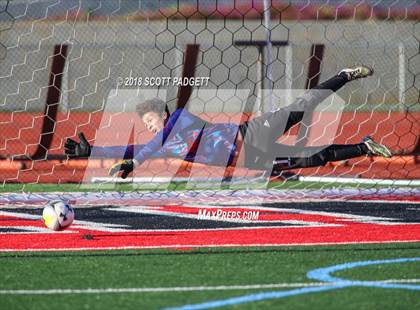 Thumbnail 2 in Vincent Memorial vs. West Shores (CIF SDS D5 Final) photogallery.