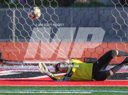 Thumbnail 1 in Vincent Memorial vs. West Shores (CIF SDS D5 Final) photogallery.