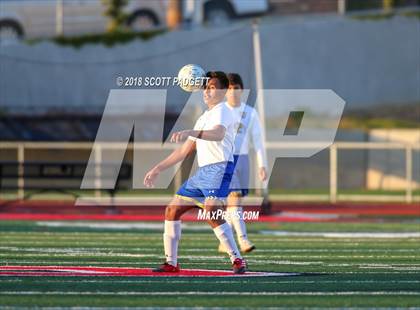 Thumbnail 1 in Vincent Memorial vs. West Shores (CIF SDS D5 Final) photogallery.