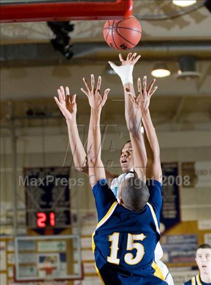 Thumbnail 3 in Turlock vs Sheldon (Modesto Christian Classic) photogallery.