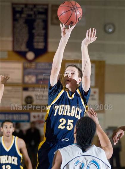 Thumbnail 1 in Turlock vs Sheldon (Modesto Christian Classic) photogallery.