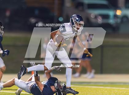 Thumbnail 3 in Lamar Consolidated @ Lake Creek photogallery.