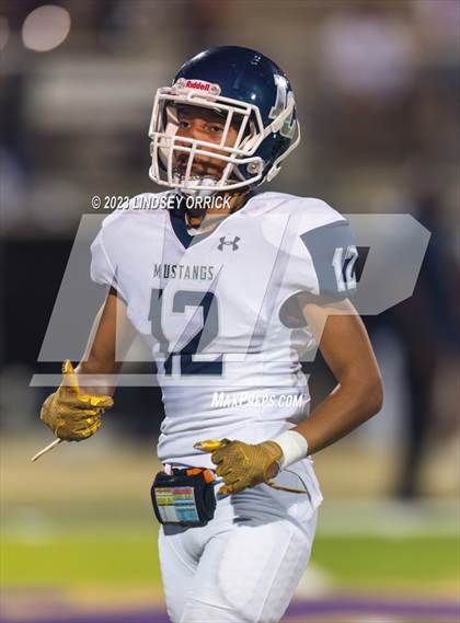 Thumbnail 1 in Lamar Consolidated @ Lake Creek photogallery.