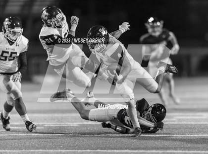 Thumbnail 1 in Lamar Consolidated @ Lake Creek photogallery.