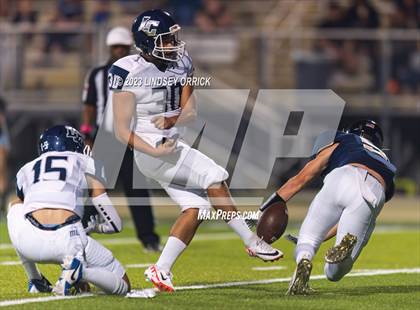 Thumbnail 1 in Lamar Consolidated @ Lake Creek photogallery.