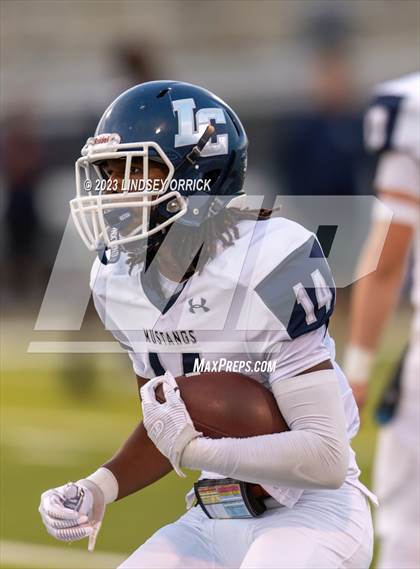Thumbnail 3 in Lamar Consolidated @ Lake Creek photogallery.