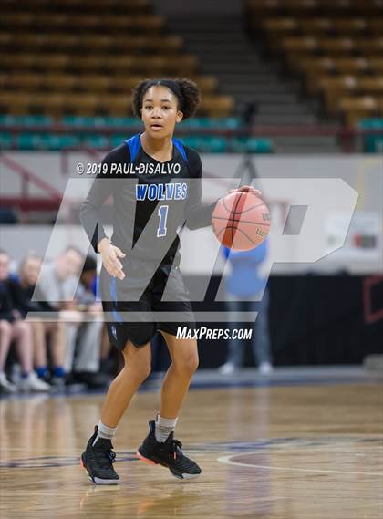 Thumbnail 2 in Valor Christian vs. Grandview (CHSAA 5A Great 8) photogallery.