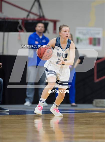 Thumbnail 2 in Valor Christian vs. Grandview (CHSAA 5A Great 8) photogallery.