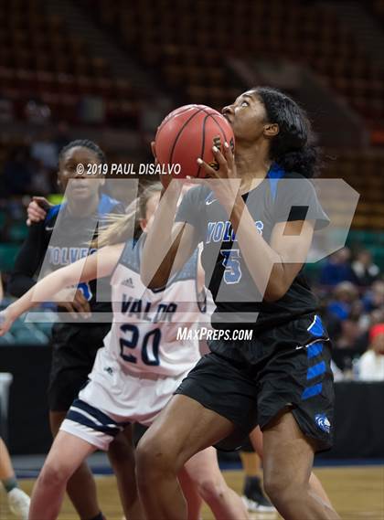 Thumbnail 2 in Valor Christian vs. Grandview (CHSAA 5A Great 8) photogallery.
