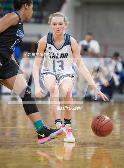 Thumbnail 2 in Valor Christian vs. Grandview (CHSAA 5A Great 8) photogallery.
