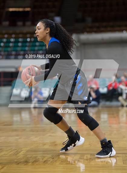 Thumbnail 3 in Valor Christian vs. Grandview (CHSAA 5A Great 8) photogallery.