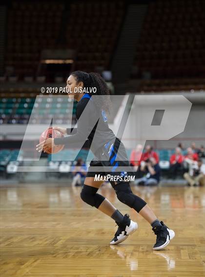 Thumbnail 1 in Valor Christian vs. Grandview (CHSAA 5A Great 8) photogallery.