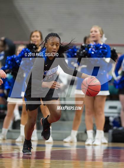 Thumbnail 1 in Valor Christian vs. Grandview (CHSAA 5A Great 8) photogallery.