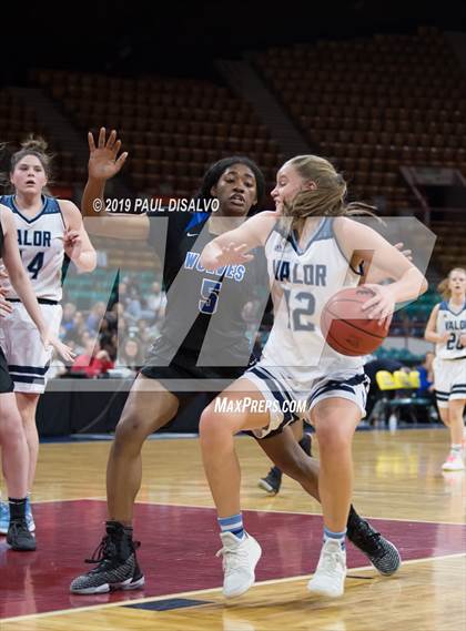 Thumbnail 3 in Valor Christian vs. Grandview (CHSAA 5A Great 8) photogallery.
