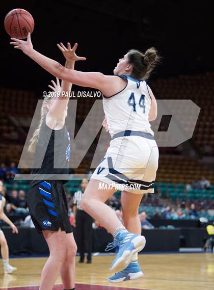 Thumbnail 1 in Valor Christian vs. Grandview (CHSAA 5A Great 8) photogallery.
