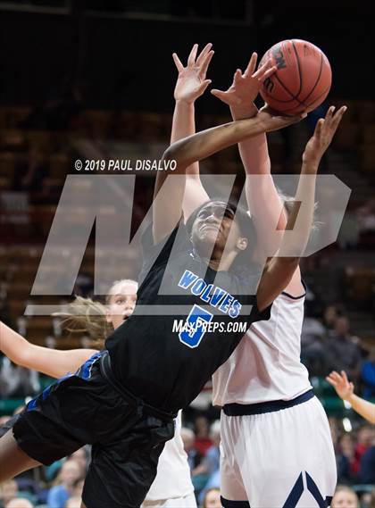Thumbnail 3 in Valor Christian vs. Grandview (CHSAA 5A Great 8) photogallery.