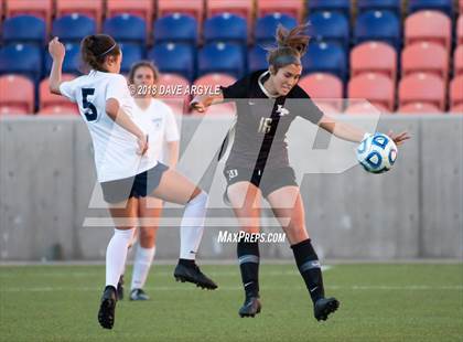 Thumbnail 1 in Lone Peak vs. Layton (UHSAA 6A Final) photogallery.