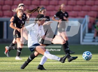 Thumbnail 3 in Lone Peak vs. Layton (UHSAA 6A Final) photogallery.