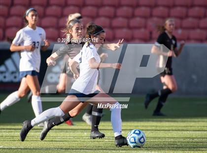 Thumbnail 2 in Lone Peak vs. Layton (UHSAA 6A Final) photogallery.