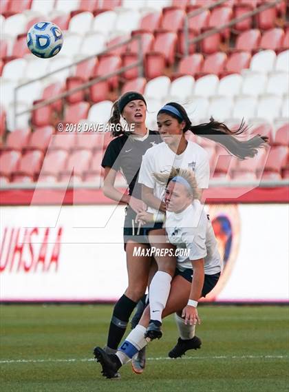 Thumbnail 1 in Lone Peak vs. Layton (UHSAA 6A Final) photogallery.