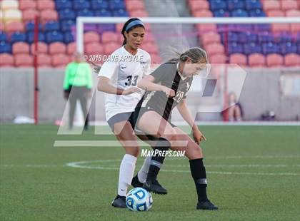 Thumbnail 3 in Lone Peak vs. Layton (UHSAA 6A Final) photogallery.