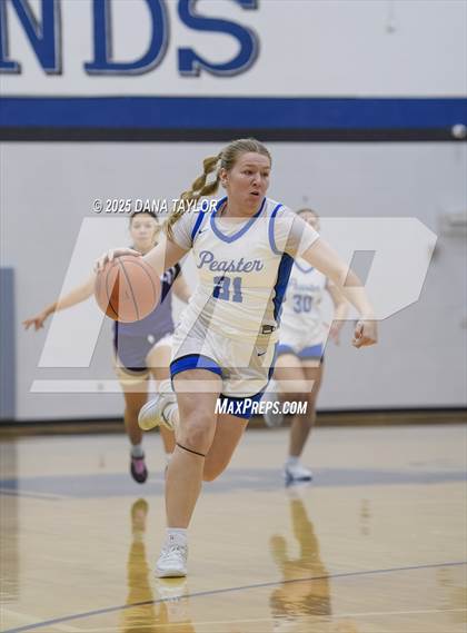 Thumbnail 2 in Early @ Peaster photogallery.