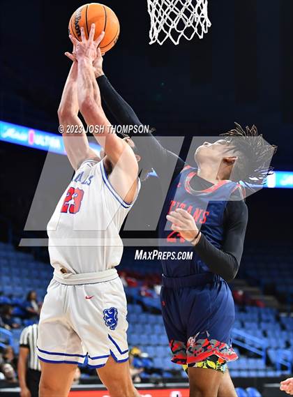 Thumbnail 1 in San Marcos vs. Colony photogallery.