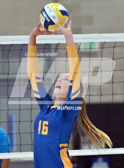 Thumbnail 1 in Ripon Christian @ Central Valley Christian (CIF D4 State Final) photogallery.