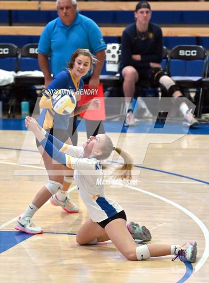 Thumbnail 3 in Ripon Christian @ Central Valley Christian (CIF D4 State Final) photogallery.