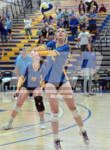 Thumbnail 3 in Ripon Christian @ Central Valley Christian (CIF D4 State Final) photogallery.
