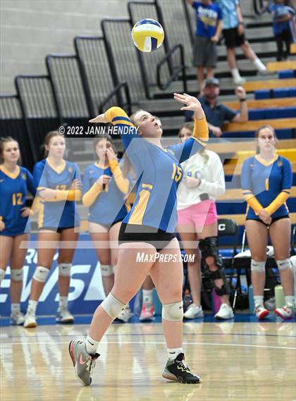 Thumbnail 3 in Ripon Christian @ Central Valley Christian (CIF D4 State Final) photogallery.