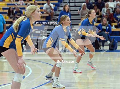 Thumbnail 3 in Ripon Christian @ Central Valley Christian (CIF D4 State Final) photogallery.