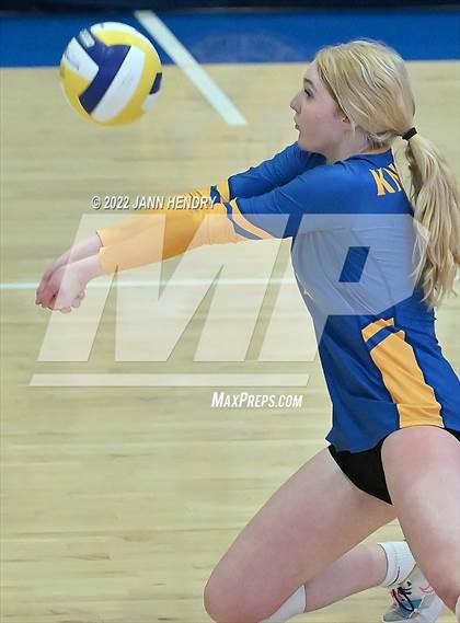 Thumbnail 3 in Ripon Christian @ Central Valley Christian (CIF D4 State Final) photogallery.