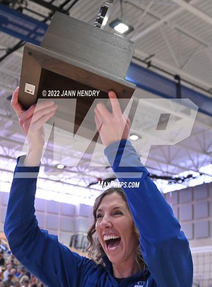 Thumbnail 3 in Ripon Christian @ Central Valley Christian (CIF D4 State Final) photogallery.