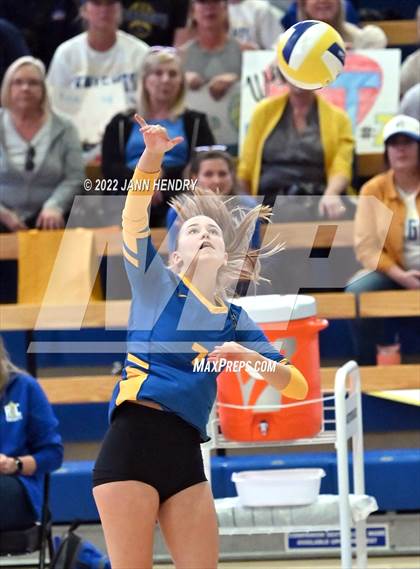 Thumbnail 3 in Ripon Christian @ Central Valley Christian (CIF D4 State Final) photogallery.