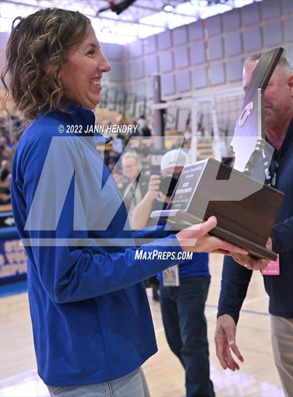Thumbnail 2 in Ripon Christian @ Central Valley Christian (CIF D4 State Final) photogallery.