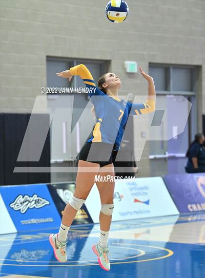 Thumbnail 2 in Ripon Christian @ Central Valley Christian (CIF D4 State Final) photogallery.