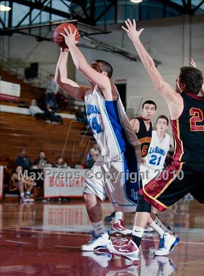 Thumbnail 3 in La Habra vs. Esperanza (Orange Holiday Classic) photogallery.