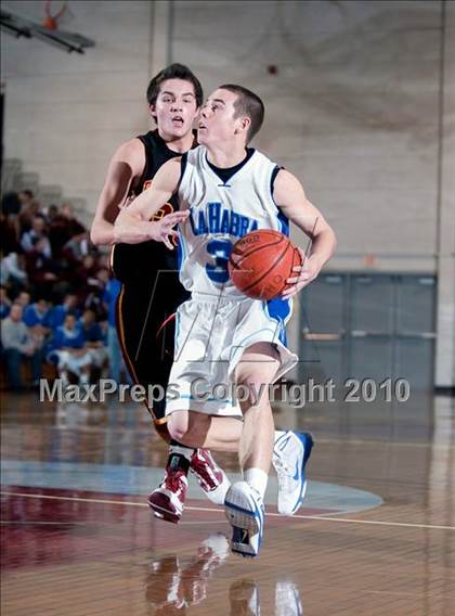 Thumbnail 3 in La Habra vs. Esperanza (Orange Holiday Classic) photogallery.