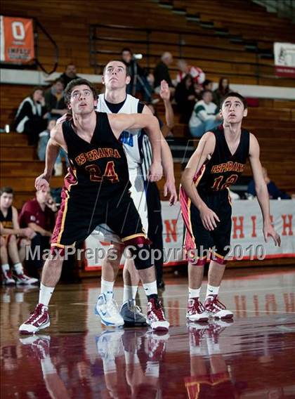 Thumbnail 3 in La Habra vs. Esperanza (Orange Holiday Classic) photogallery.