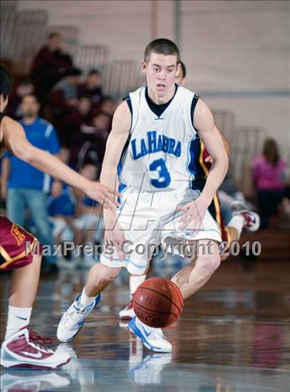 Thumbnail 1 in La Habra vs. Esperanza (Orange Holiday Classic) photogallery.
