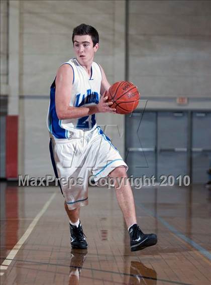 Thumbnail 1 in La Habra vs. Esperanza (Orange Holiday Classic) photogallery.