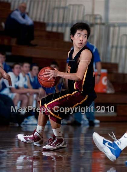 Thumbnail 3 in La Habra vs. Esperanza (Orange Holiday Classic) photogallery.
